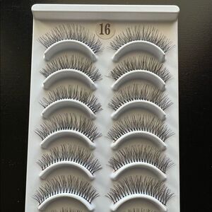 Ultimate lashes # 16 